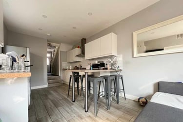 5 bed house, Cathays, Cardiff, CF244QS - Image 3