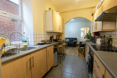 5 bed flat, Tiverton Road, Selly Park, Birmingham, B296BU - Image 3