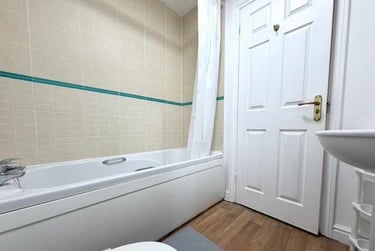 4 bed house, Roe Drive, Earlham, Norwich, NR58BT - Image 6