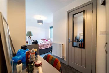 3 bed flat, Hubert Croft, Selly Park, Birmingham, B296DU - Image 8