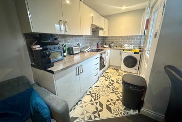 4 bed house, School Road, St Vincents Quarter, Sheffield, S101GR - Image 1