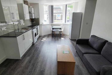 2 bed flat, 5, 3, Cathays, Cardiff, CF244DA - Image 7