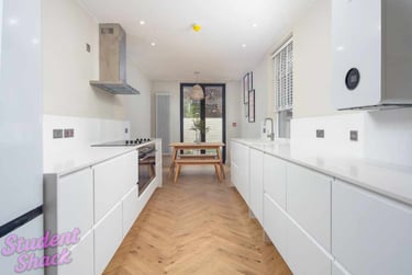 8 bed house, Haydn Avenue, Rusholme, Manchester, M144DE - Image 3