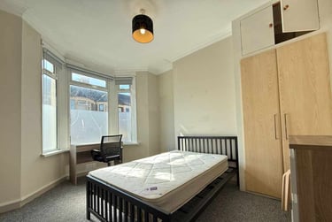6 bed house, Cathays, Cardiff, CF244QJ - Image 4