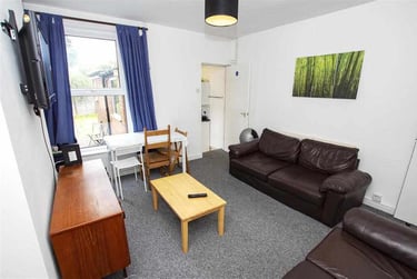 4 bed house, Dartmouth Road, Selly Park, Birmingham, B296DR - Image 3
