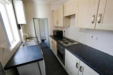 2 bed house, Lottie Road, Selly Park, Birmingham, B296JY - Image 3