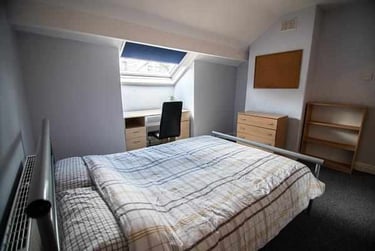 2 bed flat, Junction Road, Sharrowvale, Sheffield, S118XA - Image 8