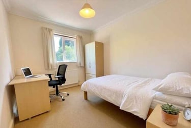 8 bed house, Earlham Green Lane, Earlham, Norwich, NR58HA - Image 8