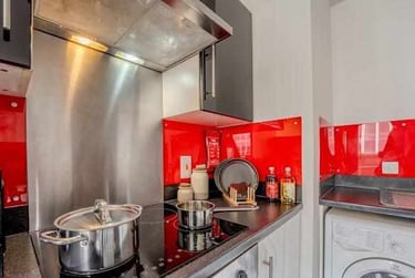 2 bed flat, Arundel Gate, Devonshire Green, Sheffield, S12PN - Image 5