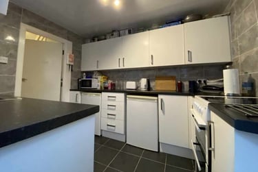 4 bed house, Cathays, Cardiff, CF244EP - Image 3