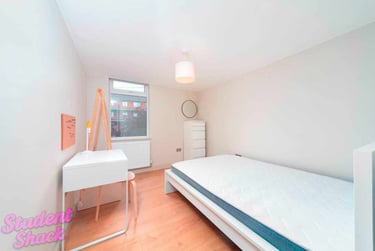 8 bed house, Ruskin Avenue, Rusholme, Manchester, M144DQ - Image 6