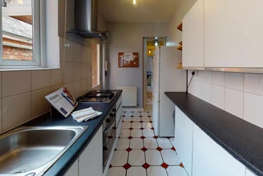 5 bed house, Jarrom Street, City Centre, Leicester, LE27DF - Image 4