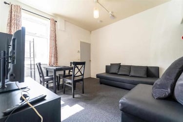 3 bed house, Hope Place, Selly Park, Birmingham, B297AN - Image 2