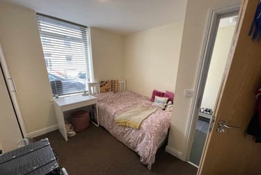 5 bed house, Cathays, Cardiff, CF244JP - Image 8