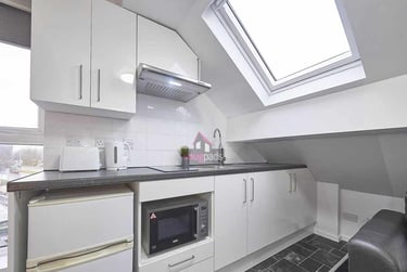1 bed studio, Salford, Ellesmere Park, M300DX - Image 3
