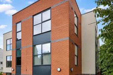 1 bed studio, 2a Frederick Road, Selly Park, Birmingham, B296PB - Image 1