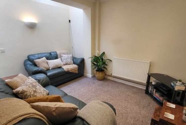 6 bed house, Scarnell Road, Earlham, Norwich, NR58HT - Image 3