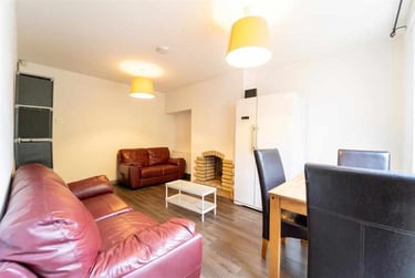 5 bed house, Rodbourne Road, Harborne, Birmingham, B170PN - Image 3