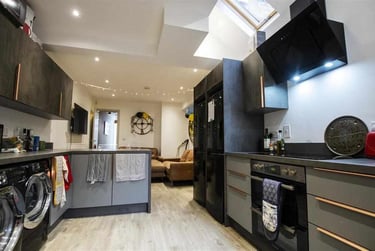 7 bed house, Tiverton Road, Selly Park, Birmingham, B296DB - Image 4
