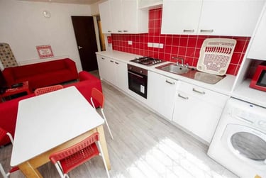 4 bed house, Keneggy Mews, Selly Park, Birmingham, B297AQ - Image 1