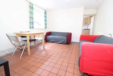 5 bed house, Cathays, Cardiff, CF103EE - Image 1