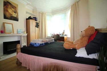 5 bed house, Cathays, Cardiff, CF244QD - Image 4