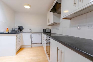 3 bed flat, Selly Oak, Selly Park, Birmingham, B296BE - Image 4