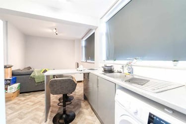 2 bed house, Holloway Head, City Centre, Birmingham, B11QP - Image 10