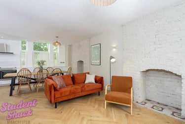 8 bed flat, Granville Road, Fallowfield, Manchester, M146AE - Image 2