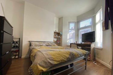 4 bed house, Roath, Plasnewydd, Cardiff, CF244TY - Image 3