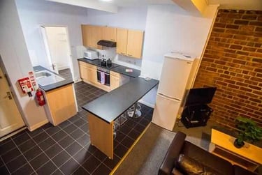 3 bed flat, Ecclesall Road, Sharrowvale, Sheffield, S118PG - Image 6