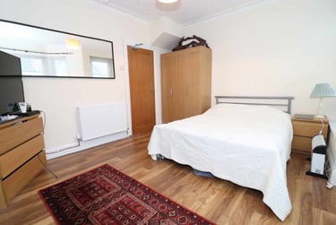 5 bed house, Cathays, Cardiff, CF244QT - Image 4