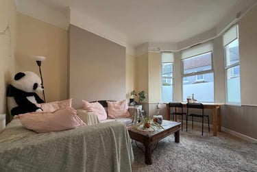 5 bed house, Roath, Plasnewydd, Cardiff, CF243JL - Image 1