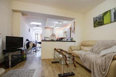 5 bed flat, Tiverton Road, Selly Park, Birmingham, B296BW - Image 2