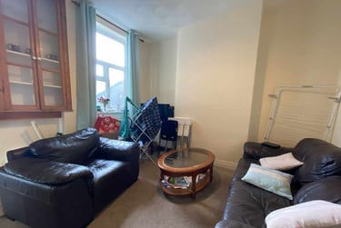 4 bed house, Cathays, Cardiff, CF244JD - Image 2