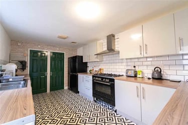 7 bed house, Strensham Road, Balsall Heath, Birmingham, B129RR - Image 3
