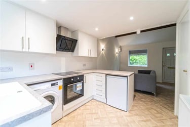 1 bed house, Raddlebarn Farm Drive, Selly Oak, Birmingham, B296UN - Image 7