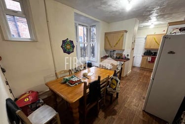 6 bed house, Upperton Road, City Centre, Leicester, LE30HE - Image 2