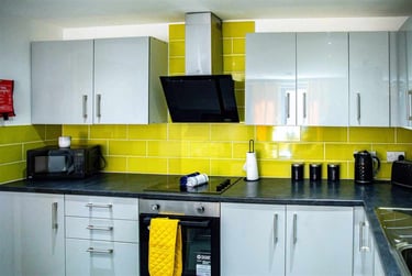 4 bed flat, 12 Denby Street, Highfield, Sheffield, S24QH - Image 5