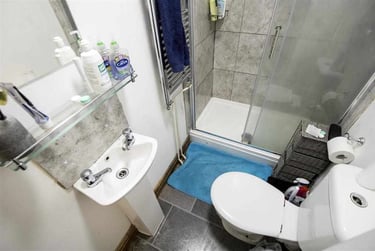 7 bed house, Hubert Road, Selly Park, Birmingham, B296EP - Image 12