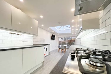 6 bed house, Cathays, Cardiff, CF244JG - Image 6