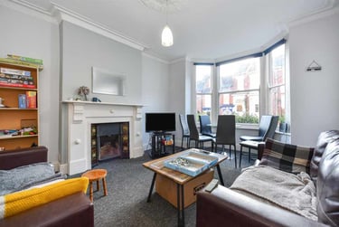 6 bed house, Rossington Road, Sharrowvale, Sheffield, S118SA - Image 1