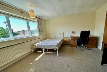 6 bed house, Penryn Close, Earlham, Norwich, NR47LY - Image 4