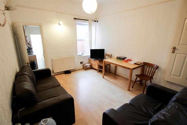 6 bed house, Tiverton Road, Selly Park, Birmingham, B296DB - Image 1