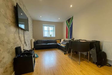 6 bed house, Cathays, Plasnewydd, Cardiff, CF244BN - Image 2