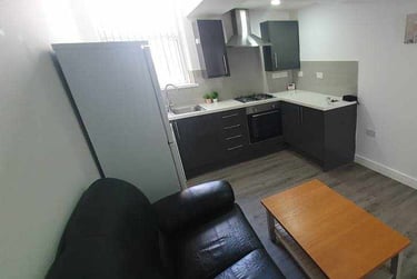 1 bed flat, 1, 30, Plasnewydd, Cardiff, CF243BG - Image 6