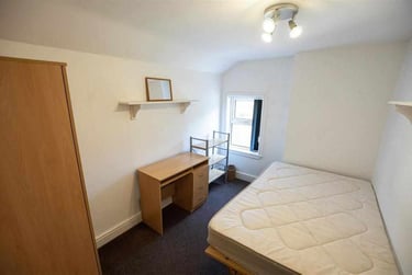 6 bed house, Heeley Road, Selly Park, Birmingham, B296EJ - Image 11