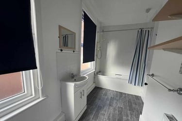 4 bed flat, Ecclesall Road, Sharrow, Sheffield, S118NX - Image 3