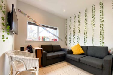 5 bed house, Cathays, Cardiff, CF244LG - Image 4