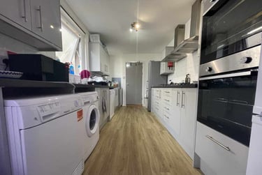7 bed house, Cathays, Cardiff, CF244AS - Image 2